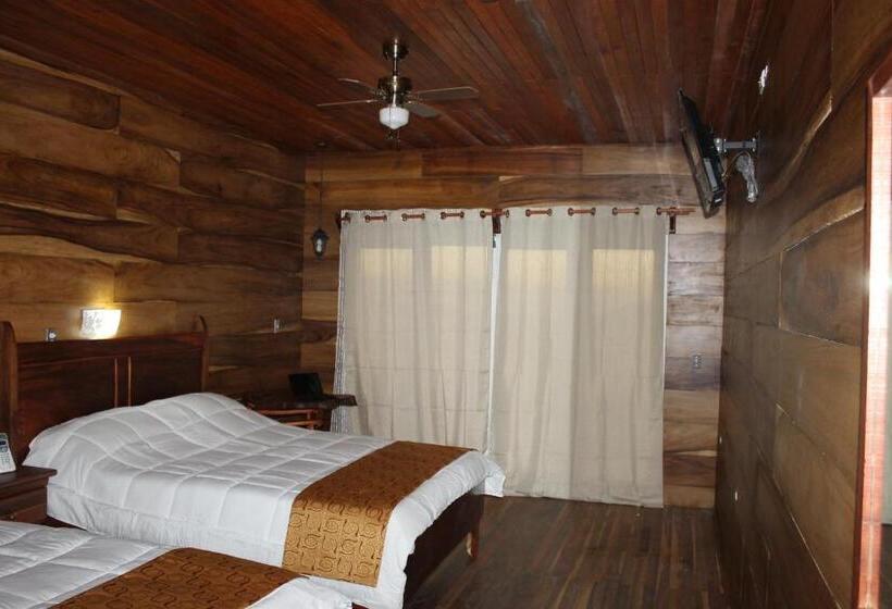 Deluxe Room Mountain View, Bosque Verde Lodge