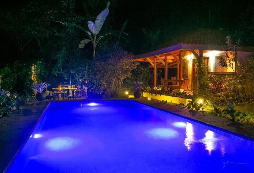 بنگله خانوادگی, Casa Merlin