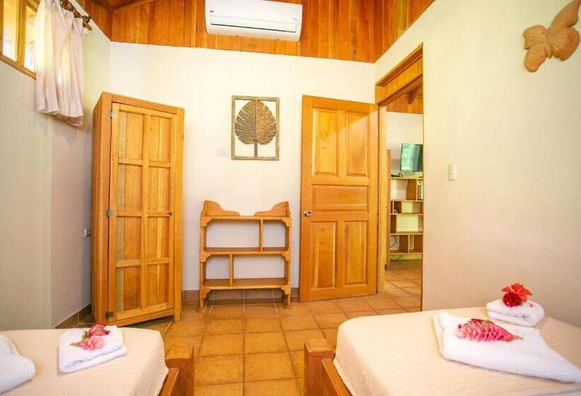 بنگله خانوادگی, Casa Merlin