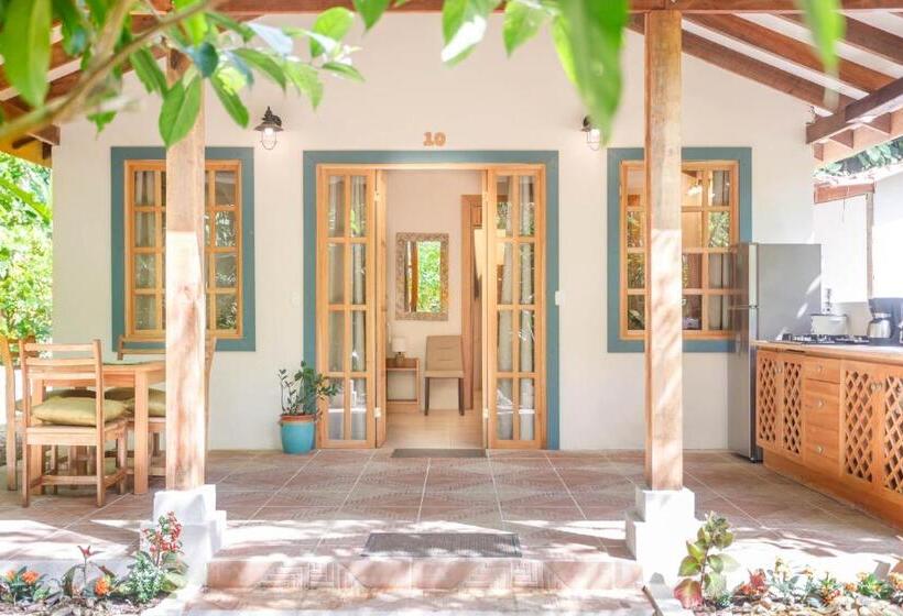 بانگلوی لوکس, Casa Merlin