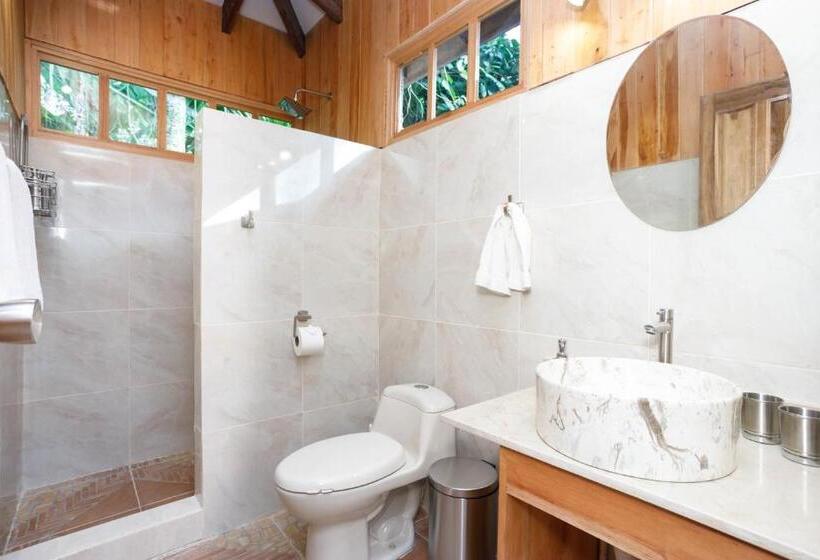 بانگلوی لوکس, Casa Merlin