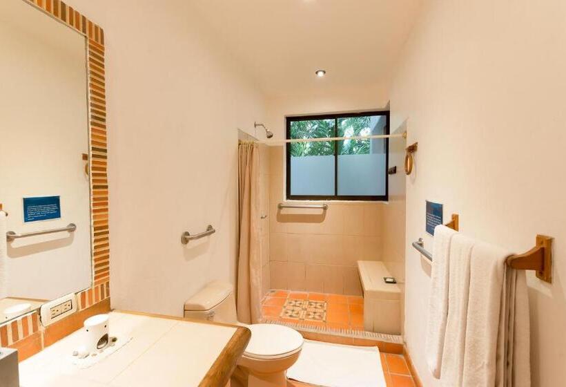 اتاق استاندارد سه تخته با بالکن, Dreamcatcher Hotel   Atrapasueños