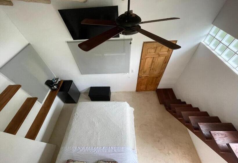 اتاق ساده سه‌ نفره, Dreamcatcher Hotel   Atrapasueños
