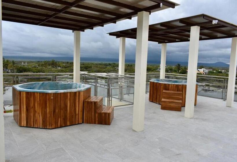 اتاق سوپریور, La Laguna Galapagos