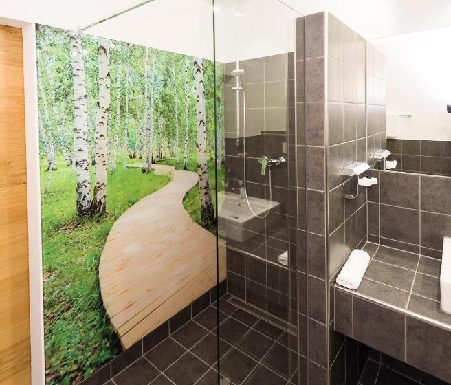 اتاق استاندارد چهار تخته, Rhönhof