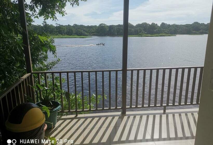 اتاق استاندارد سه نفره, River View