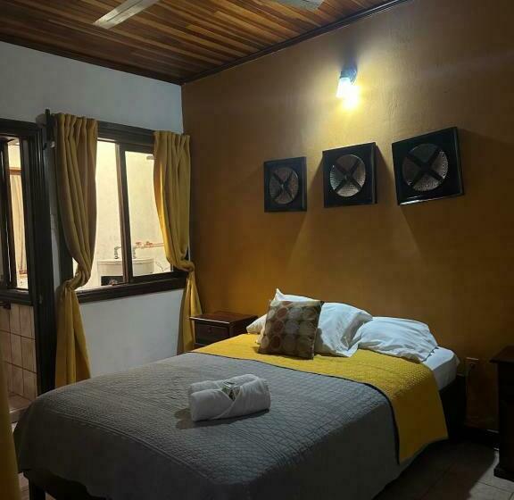 اتاق استاندارد, Pacande B&b