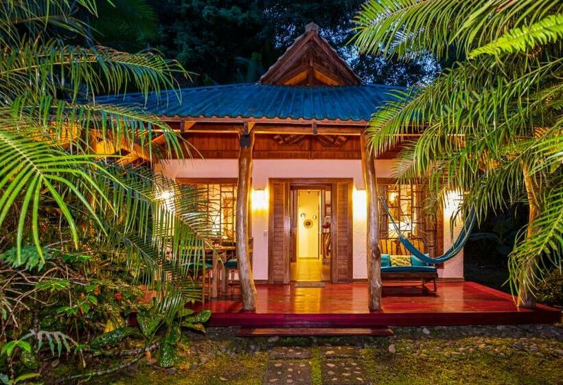 بانگلوی استاندارد, El Nido Jungle Lodge