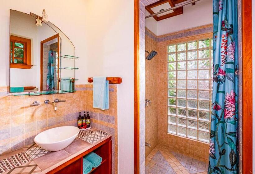 ویلای استاندارد با چشم‌انداز باغ, El Nido Jungle Lodge