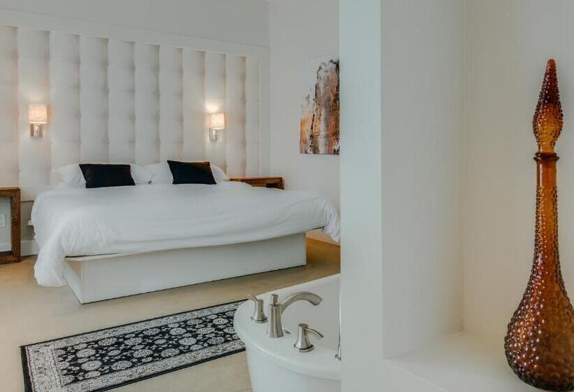 سوئیت با تخت بزرگ, Auberge Nuits St Georges