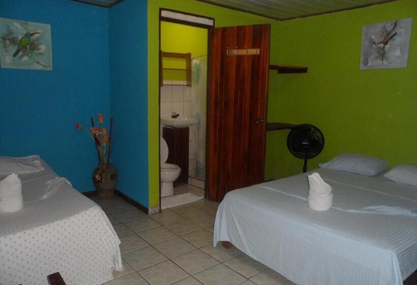 اتاق استاندارد چهار تخته, El Icaco Tortuguero