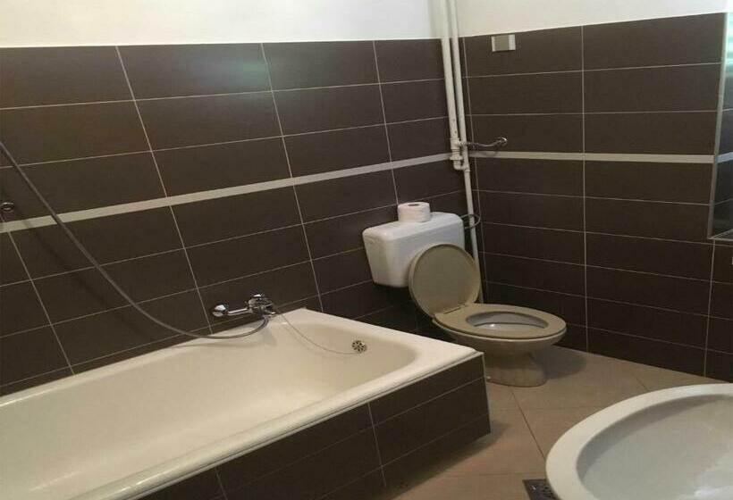 اتاق استاندارد, Guesthouse Villa Manda