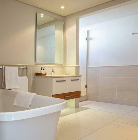 آپارتمان 1 خوابه, Marine Square Luxury Suites