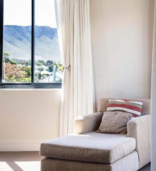 آپارتمان 2 خوابه, Marine Square Luxury Suites