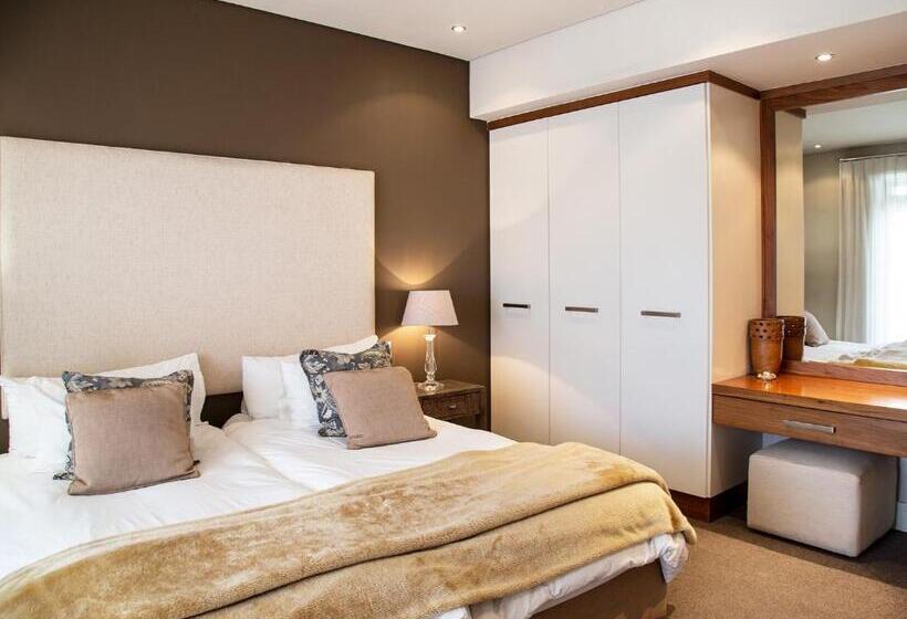 آپارتمان 3 خوابه, Marine Square Luxury Suites