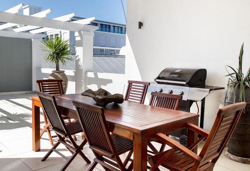 آپارتمان 3 خوابه, Marine Square Luxury Suites