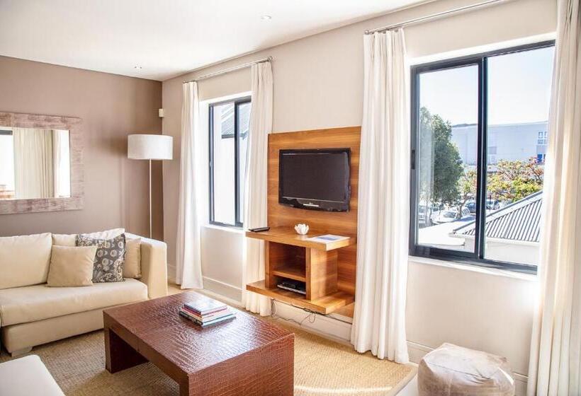 آپارتمان 3 خوابه, Marine Square Luxury Suites