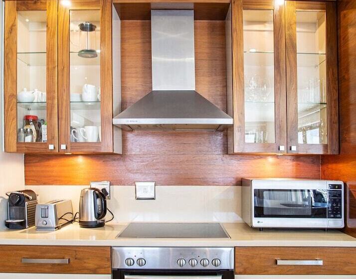 آپارتمان 2 خوابه, Marine Square Luxury Suites