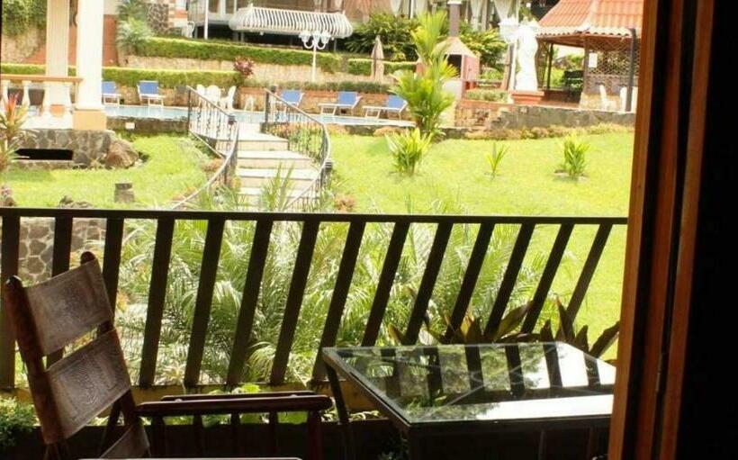 سوییت جونیور سوپریور, Martino Spa And Resort