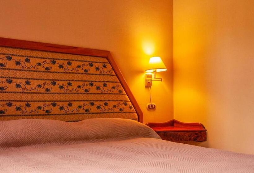 سوییت جونیور سوپریور, Martino Spa And Resort