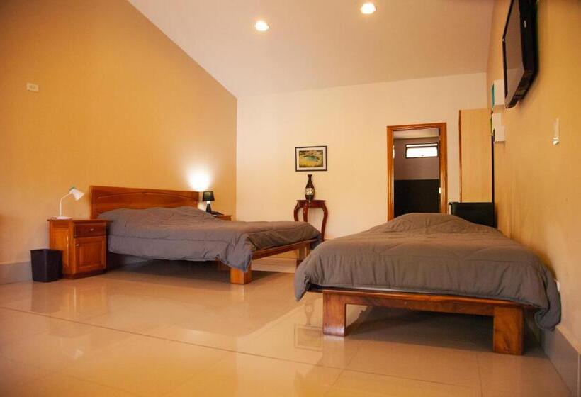 سوییت لوکس, Martino Spa And Resort