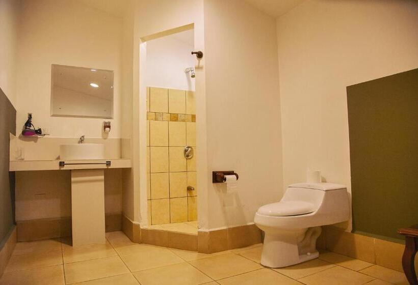 سوییت لوکس, Martino Spa And Resort