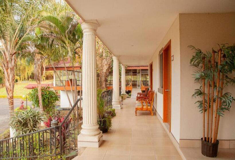 سوییت لوکس, Martino Spa And Resort