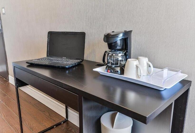 اتاق استاندارد با تخت بزرگ, Nu Hotel Toronto Airport