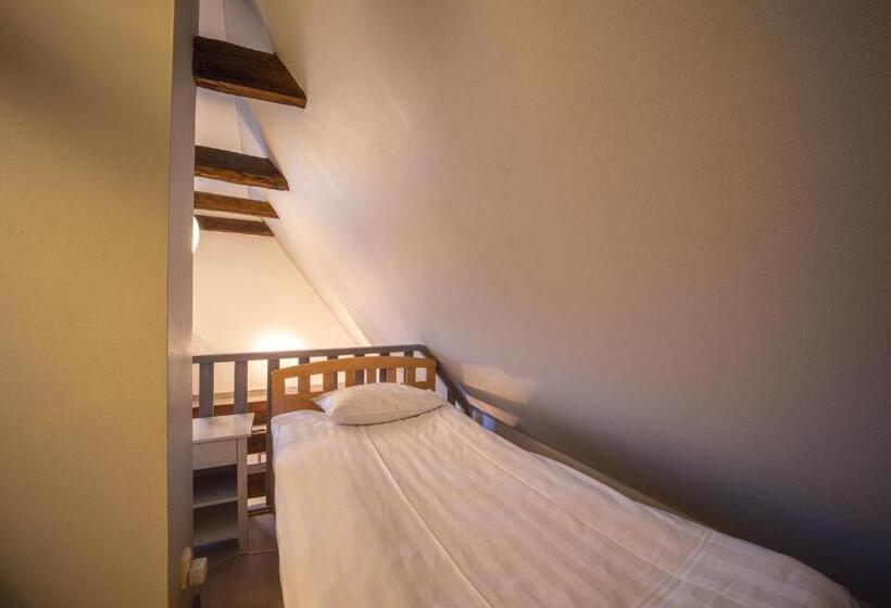 استودیوی استاندارد, Stora Torget   Visby Lägenhetshotell