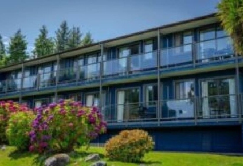 سوئیت با چشم‌انداز, Tofino Motel Harborview