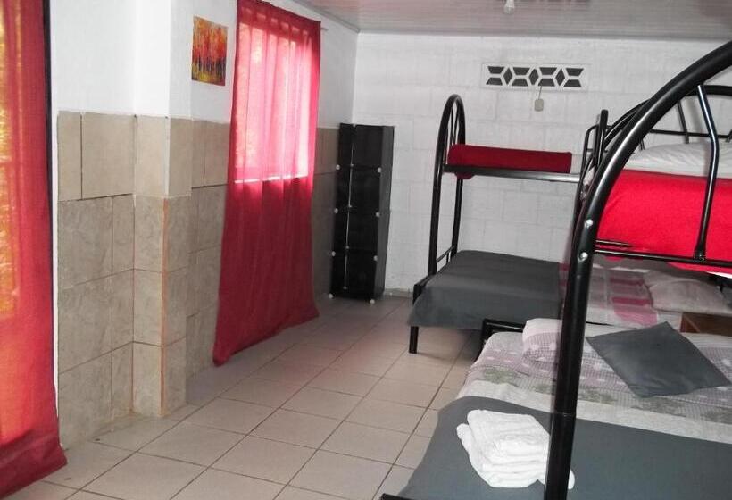 اتاق خانوادگی, Aparthotel Villa Pacande & Suites
