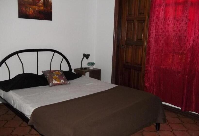 اتاق اکونومی, Aparthotel Villa Pacande & Suites