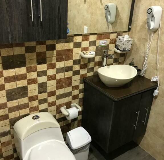 اتاق استاندارد چهار تخته, Hospedaje Solymar Sarie Bay