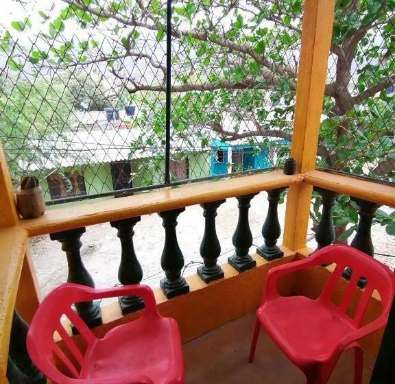 اتاق استاندارد با بالکن, Hostel Villa Mary