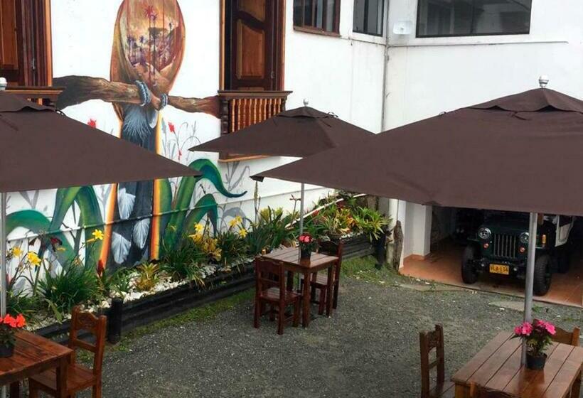 اتاق خانوادگی, Balcones Del Ayer