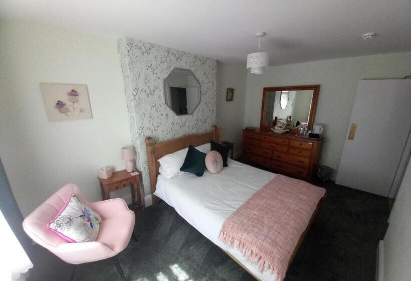 اتاق استاندارد, Bryncelyn Guesthouse