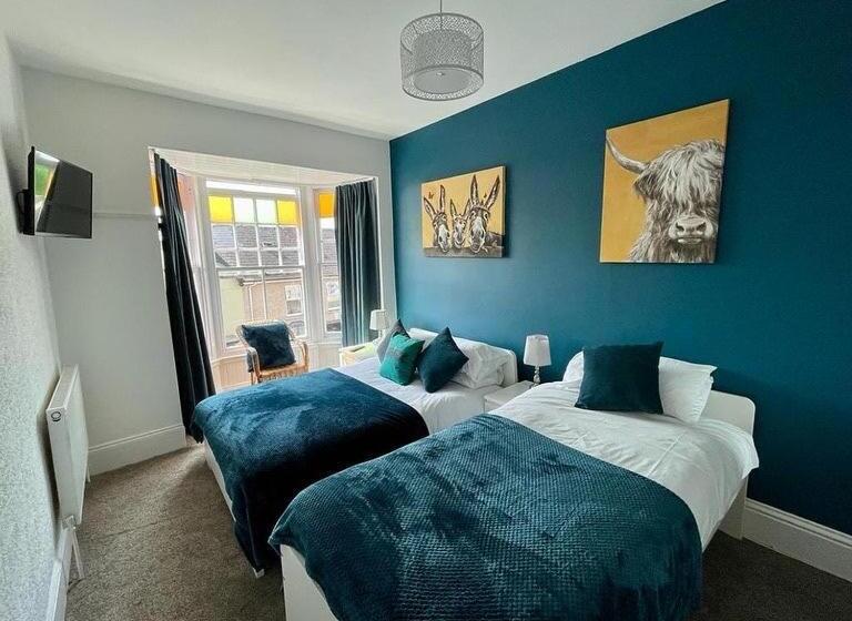 Standard room with outdoor bath, Bryncelyn Guesthouse