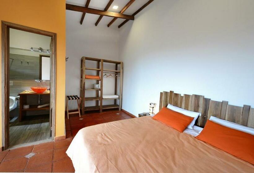 اتاق استاندارد با چشم‌انداز کوهستان, Ecoresort Gran Azul