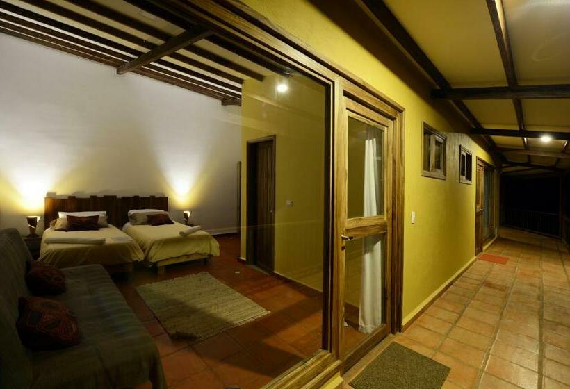 اتاق استاندارد با چشم‌انداز کوهستان, Ecoresort Gran Azul
