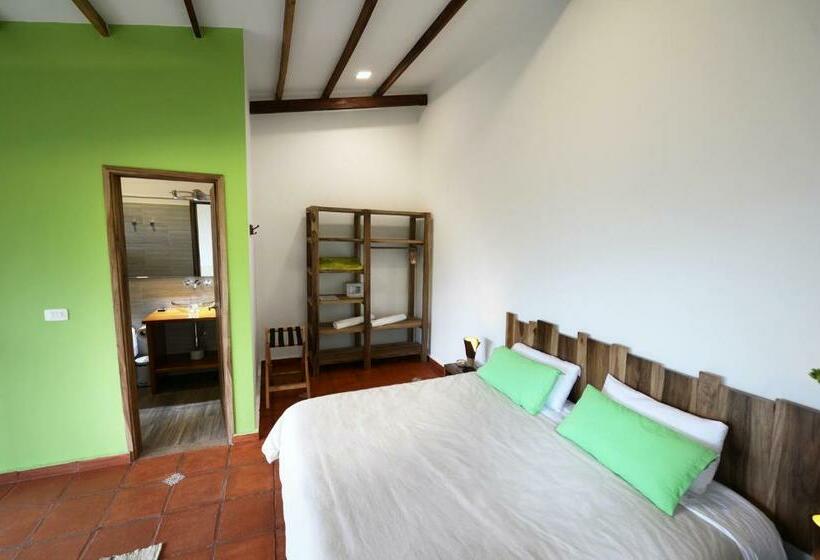 اتاق استاندارد با چشم‌انداز کوهستان, Ecoresort Gran Azul