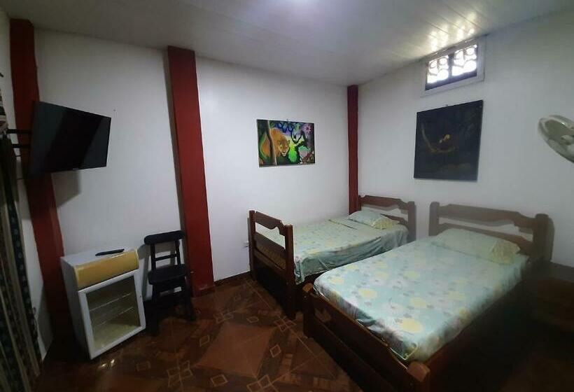 اتاق استاندارد, Hostal Selvatrip