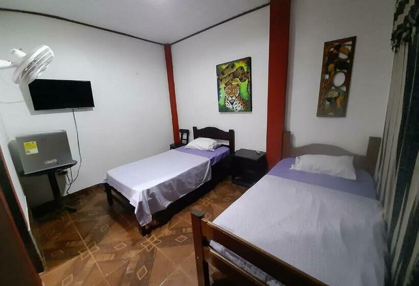 اتاق استاندارد, Hostal Selvatrip