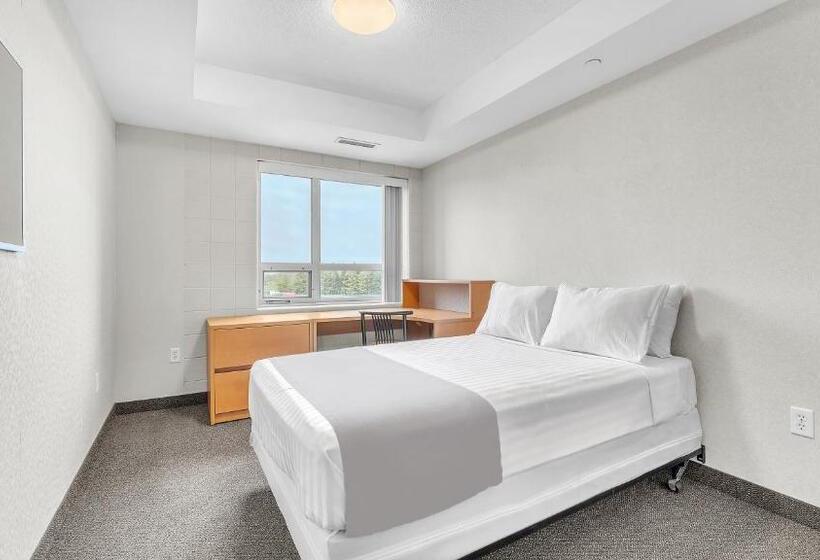 اتاق 4 خوابه, Residence & Conference Centre   London