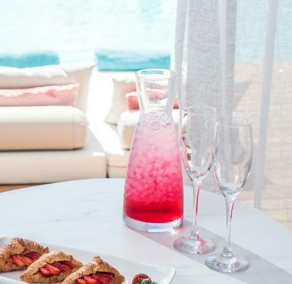 디럭스 룸, Stella Island Luxury Resort & Spa