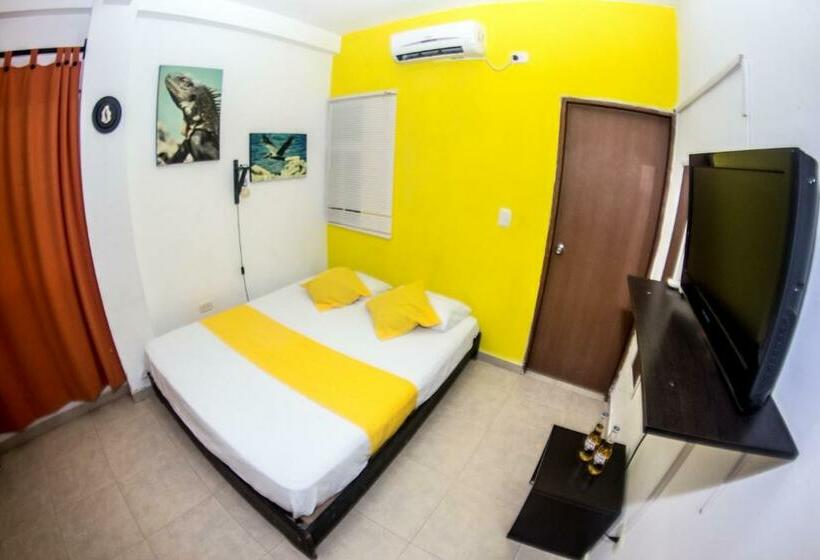 اتاق استاندارد, Taganga Dive Inn