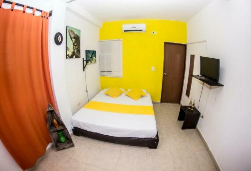 اتاق استاندارد, Taganga Dive Inn