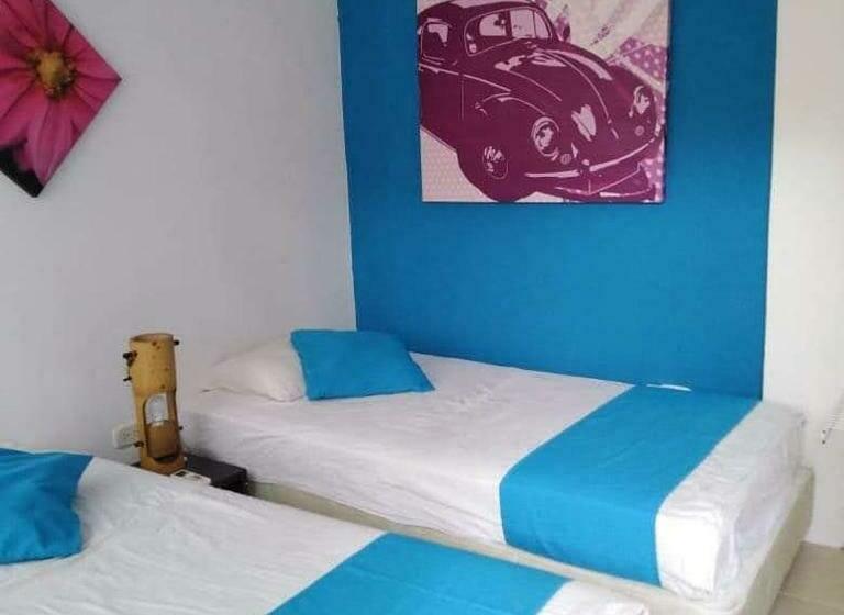 اتاق استاندارد, Taganga Dive Inn