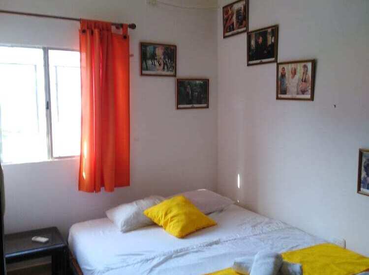 اتاق استاندارد, Taganga Dive Inn