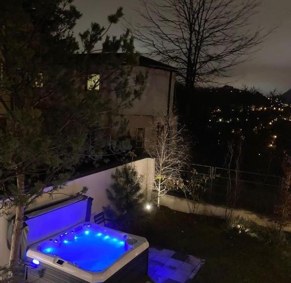 سوییت جونیور لوکس, The Pines Boutique Villa