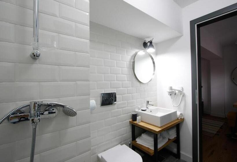 اتاق استاندارد در طبقه همکف, The Pines Boutique Villa